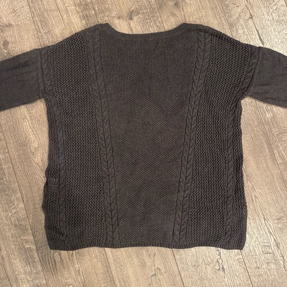 🐨NWOT American Eagle Sweater🐨 - Picture 5 of 5